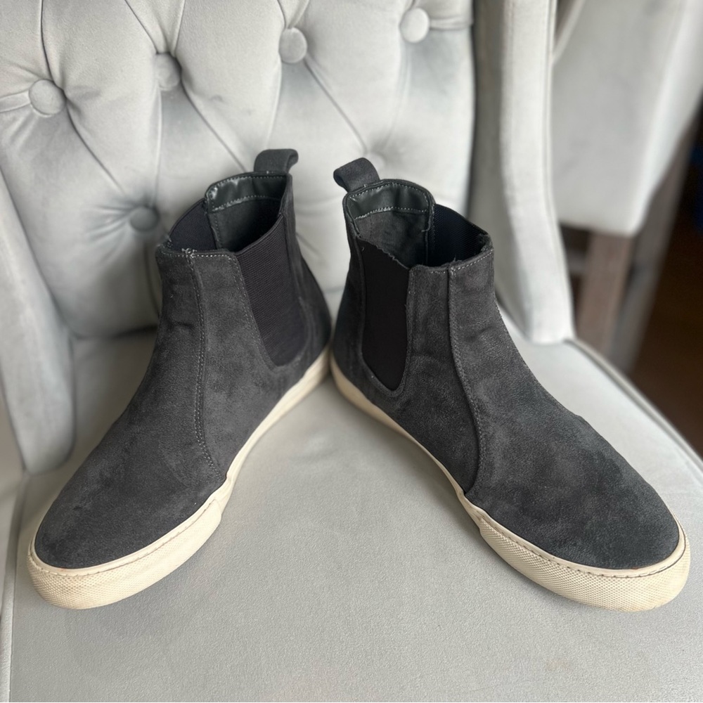 Banana Republic Mens Sz.10.5 High Top Solid Slip On Charcoal Sneakers, 489933